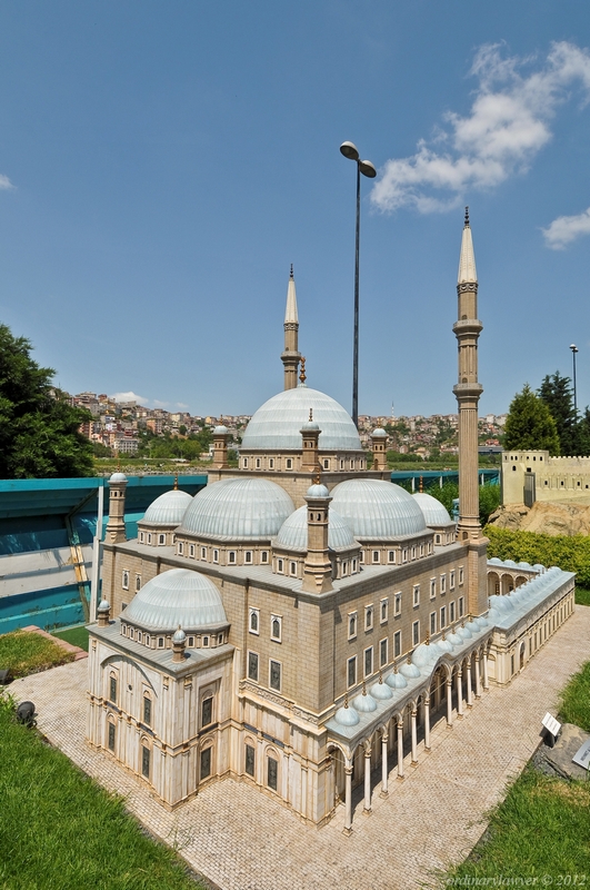 Istanbul_20110522_1921_rs_w.jpg