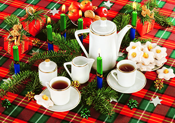 Christmas_Holidays_Table_appointments_Candles_538094_600x422.jpg