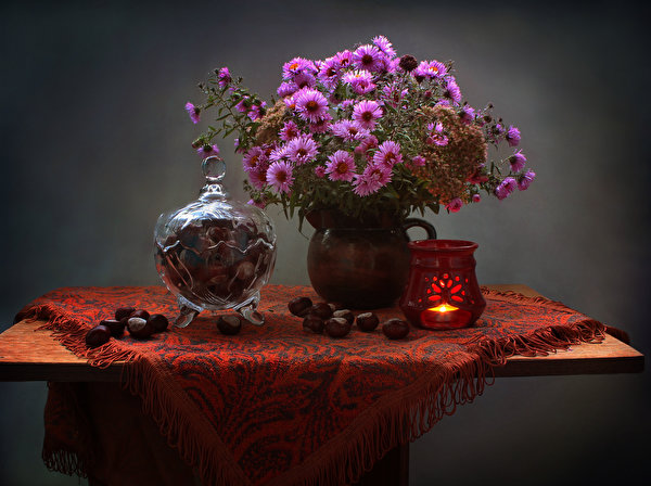 Still-life_Asters_Candles_Chestnut_Table_Vase_538383_600x448.jpg